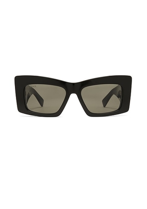 Gucci GG Muse Sunglasses in Black & Grey - Black. Size all.