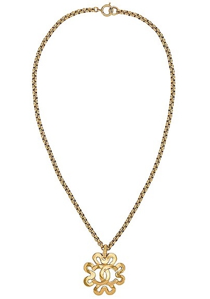 chanel Chanel 1995 CC Flower Necklace in Light Gold - Metallic Gold. Size all.