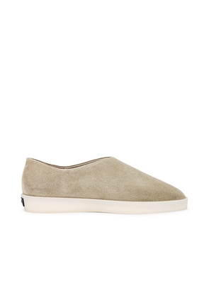 Fear of God Mule S in Suede Storm - Grey. Size 39 (also in 40).
