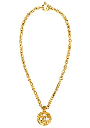 chanel Chanel 1994 CC Circle Necklace in Gold - Metallic Gold. Size all.