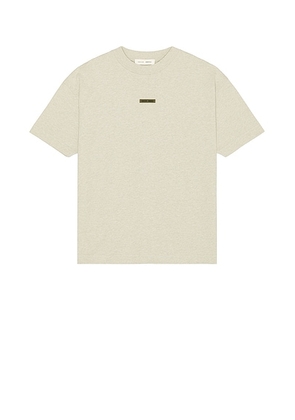 Fear of God ESSENTIALS Classic Fit T-Shirt in Heather Stone - Cream. Size XL/1X (also in ).