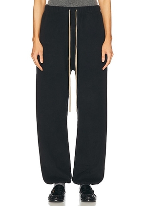 Fear of God ESSENTIALS Brushed Jogger in Black - Black. Size L (also in ).