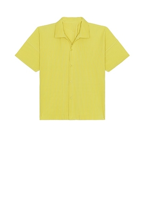 Homme Plisse Issey Miyake Monthly Colors July Button Down Shirt in Dusty Yellow - Yellow. Size 2 (also in 4).