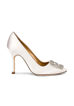Manolo Blahnik Hangisi 105 Satin Heel in Cream - Cream. Size 41.5 (also in 41).