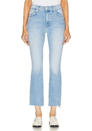 MOTHER The Insider Crop Step Fray Jeans in Limited Edition - Blue. Size 27 (also in 29).