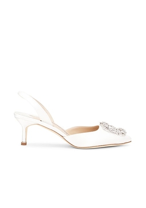 Manolo Blahnik Hangisli 50 Satin Pump in Medium Cream - Cream. Size 36.5 (also in ).