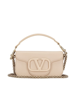 valentino garavani Valentino Garavani Loco Small Shoulder Bag in Powder Rose - Rose. Size all.