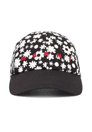 Marni Hat in Black & White - Black. Size L (also in M).