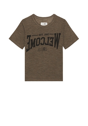 MM6 Maison Margiela Tee in Taupe - Brown. Size S (also in L, M).