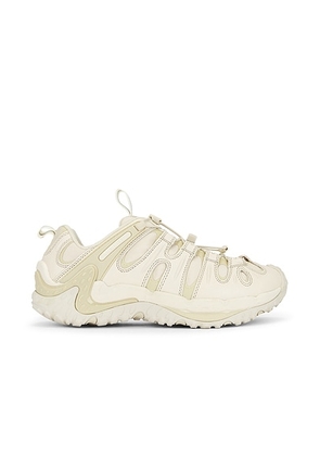 Merrell 1TRL Cham Redux Ltr Se Sneaker in Stucco & Beige - Cream. Size 10 (also in 10.5, 11, 11.5, 12, 13, 7.5, 8, 8.5, 9, 9.5).