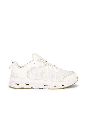 On x Zendaya Cloudzone Moon Sneaker in Ivory - Ivory. Size 10 (also in 10.5, 11, 11.5, 12, 12.5, 13, 7.5, 8, 8.5, 9, 9.5).