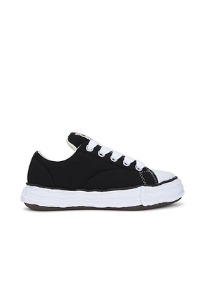 Maison MIHARA YASUHIRO Peterson 23 Original Sole Padded Canvas Low-Top Sneaker in Black - Black. Size 42 (also in ).