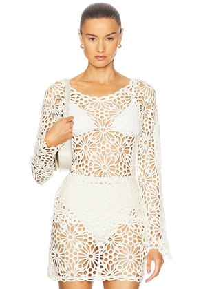 Norma Kamali Off Shoulder Raglan Top in Cream - Cream. Size L (also in M, S, XS).