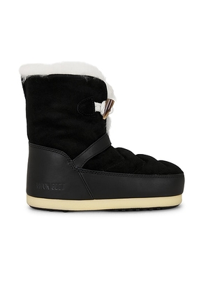 MOON BOOT Evx Igloo Boot in Black & Natural - Black. Size 35/36 (also in 37/38, 39/40, 41/42).