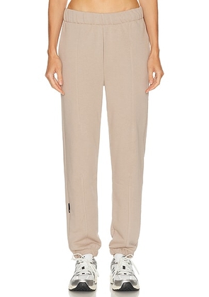 On Club Sweatpant in Desert - Beige. Size S (also in L, XS).