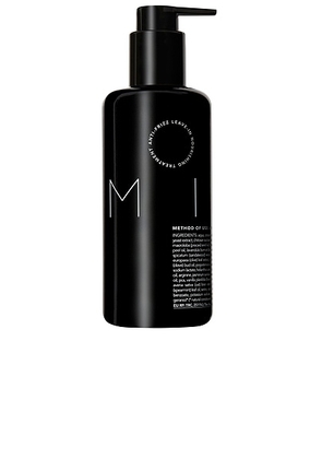 REVERIE Milk XL Anti-Frizz Leave-In Treatment in N/A - Beauty: NA. Size all.