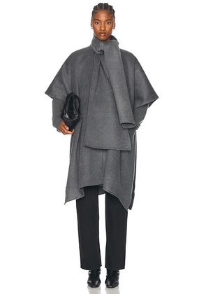 Toteme Double Scarf Coat in Mid Grey Melange - Grey. Size M/L (also in ).