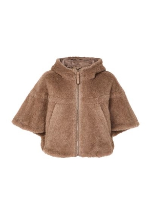 Petalo Teddy cape
