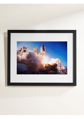 Sonic Editions - Framed 2011 Discovery Lift Off Print, 16&quot; x 20&quot; - Men - Black