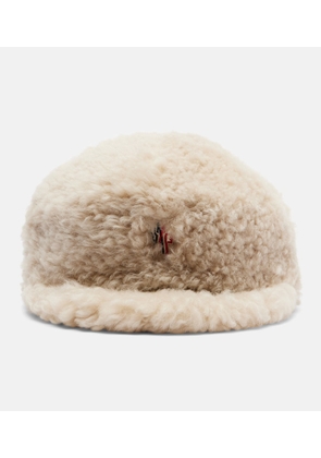 Moncler Logo shearling hat