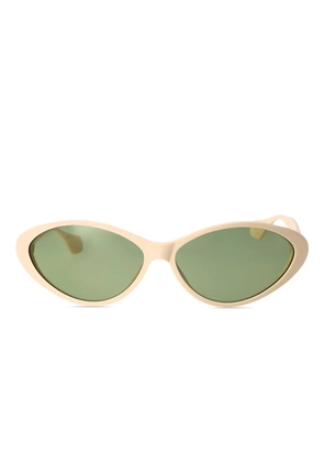 Gucci Eyewear cat-eye frame sunglasses - White