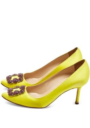 Manolo Blahnik Hangisi crystal-embellishment pumps - Yellow