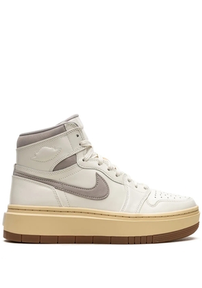 Jordan Air Jordan 1 Elevate High SE 'Sail/Pale Vanilla/Gum Medium Brown/College Grey' sneakers - White