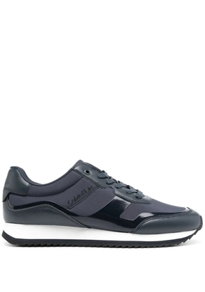 Calvin Klein panelled contrasting-panel sneakers - Blue