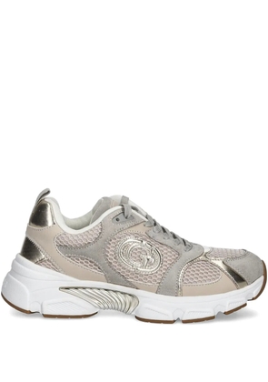 GUESS USA logo-appliqué low-top sneakers - Neutrals
