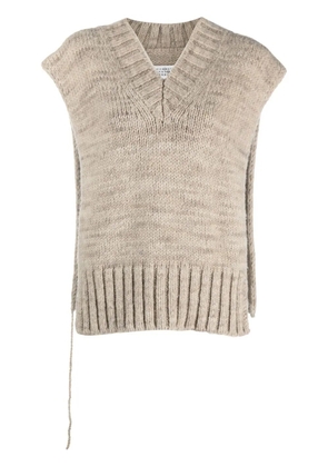 Maison Margiela Botanical Dye knitted vest - Neutrals