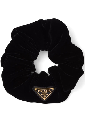 Prada triangle-logo velvet scrunchie - Black