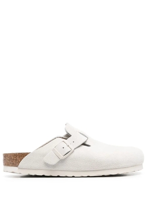Birkenstock side buckle-detail slippers - White