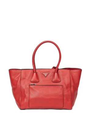 Prada Pre-Owned Vitello Phenix triangle-logo tote bag - Red