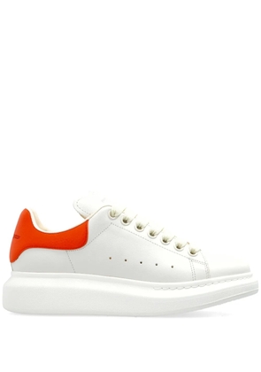 Alexander McQueen Oversized sneakers - White