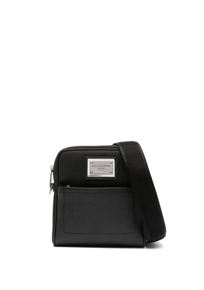 Dolce & Gabbana logo-plaque zip-fastening messenger bag - Black
