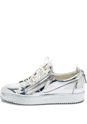 Giuseppe Zanotti Vintage Frankie zip-detail sneakers - Silver