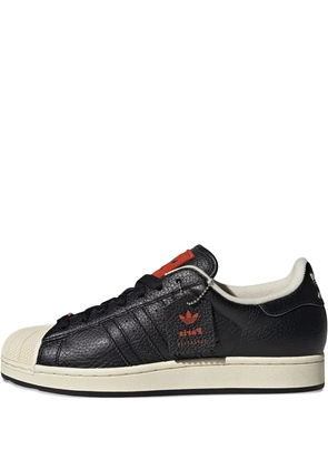 adidas Superstar II textured-detail sneakers - Black