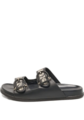Ferragamo Pre-Owned gancini-details sandals - Black