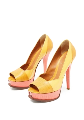 Fendi Pre-Owned 135mm lizard-embossed-leather platform pumps - Yellow