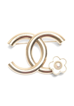 CHANEL Pre-Owned 2018 CC Camellia brooch - Gold