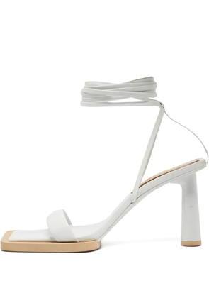 Jacquemus Pre-Owned Les Carrés Ronds sandals - White