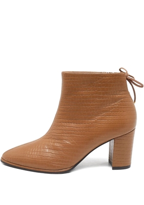 Stuart Weitzman 50mm crocodile-effect leather boots - Brown