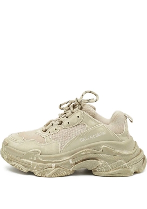 Balenciaga Pre-Owned Triple S oversized sole trainers - Neutrals