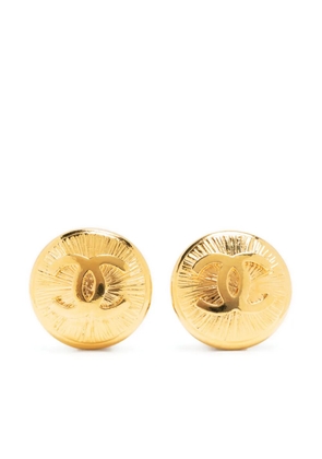 CHANEL Pre-Owned 1980s CC clip-on earrings - Gold