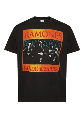 EARTHLING VIP graphic-print T-shirt - Black