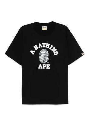 A BATHING APE® logo-printed T-shirt - Black