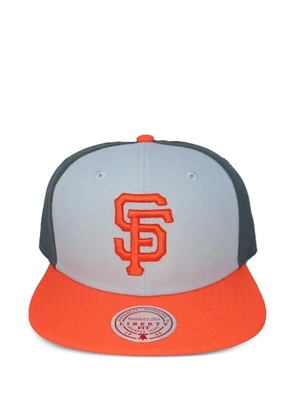 Mitchell & Ness Giants Triple Play Liberty embroidered baseball cap - Grey