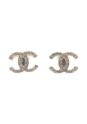 CHANEL Pre-Owned 2009 rhinestone-embellished logo earrings - Silver