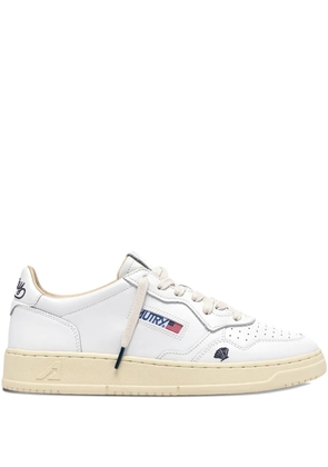 Autry Medalist low-tops leather sneakers - White