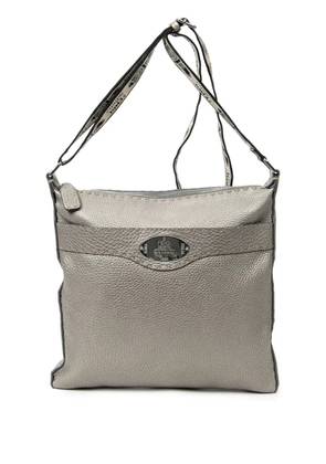Fendi Pre-Owned Selleria logo-plaque shoulder bag - Grey